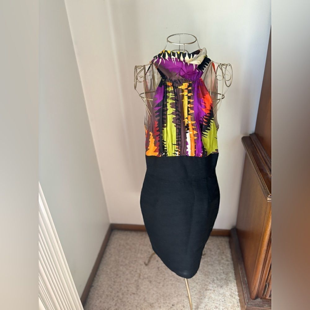 Trina Turk Halter Dress 2 Colorful Tropical Print Bodycon Cocktail Resort